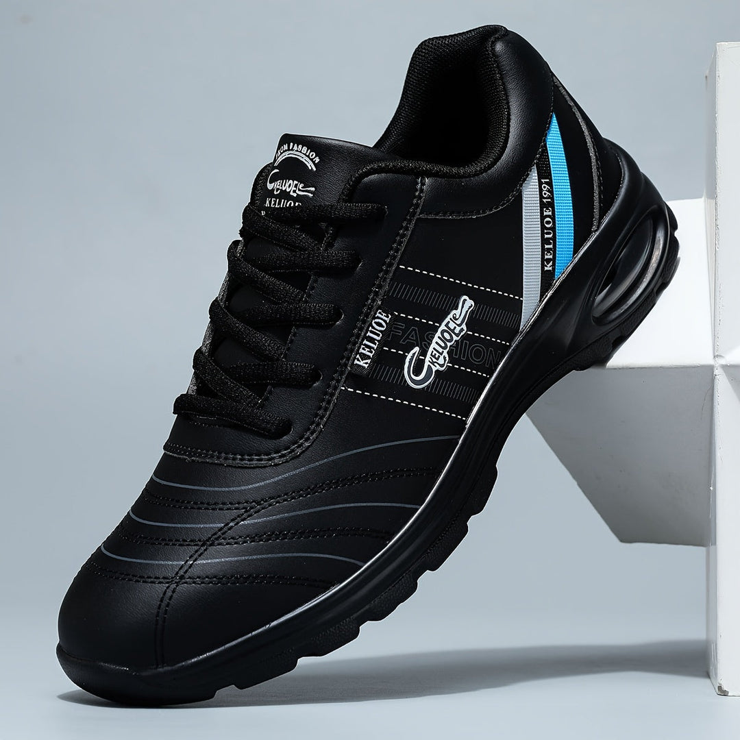 Alsidige klassiske herresneakers til hverdag og fest. Stilfulde og komfortable mænds snøresko.
