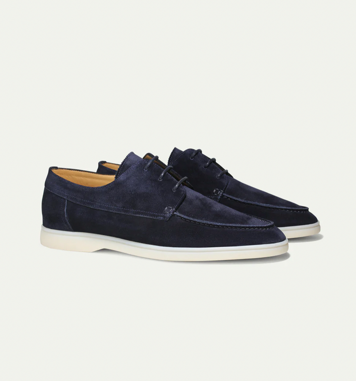 Klassiske khaki læder loafers til mænd med polstret indersål og robust gummisål, perfekt til hverdag og fest.