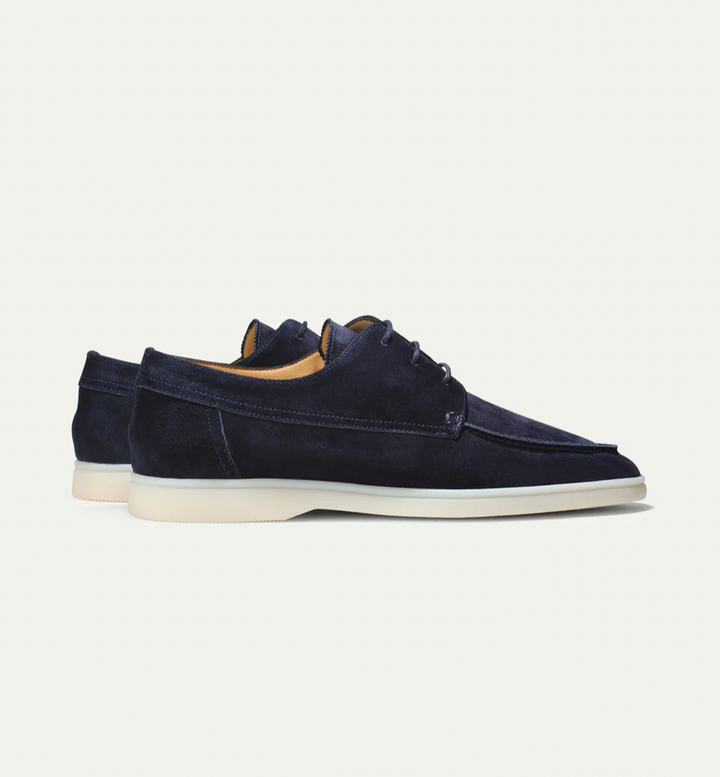Klassiske khaki læder loafers til mænd med polstret indersål og robust gummisål, perfekt til hverdag og fest.