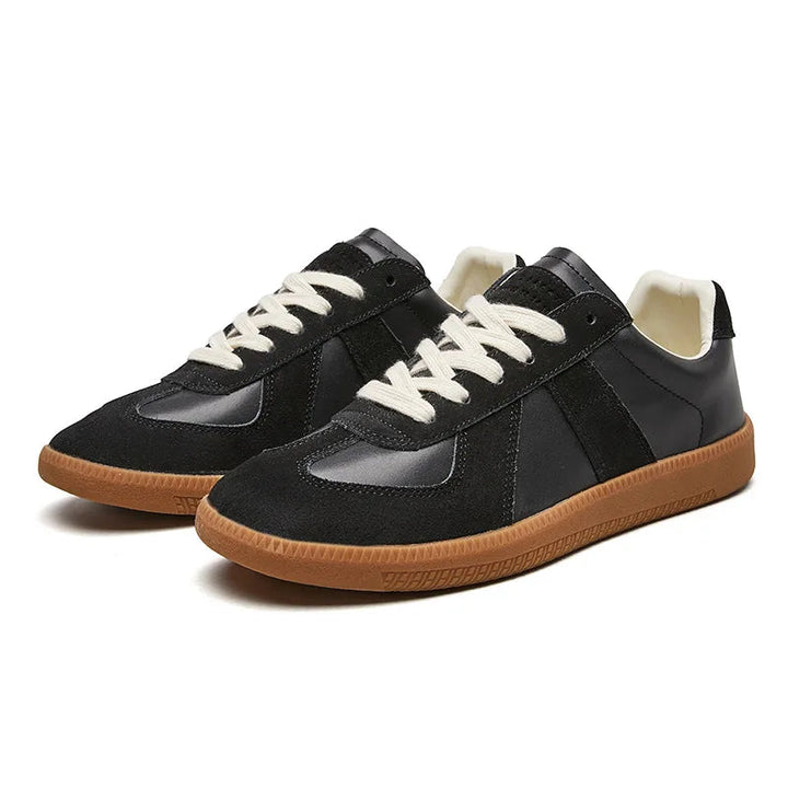 Moderne herre snøresko, komfortable sneakers i stilfuldt design med skridsikre såler.