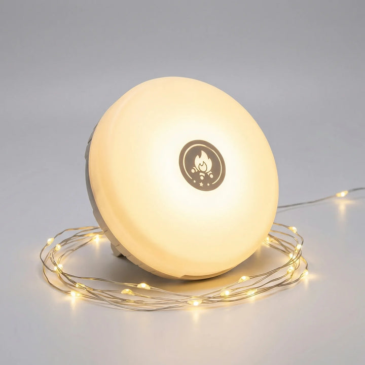 Alsidig 4-i-1 campinglampe med indbygget 10m lyskæde, perfekt til rejser og kompakt opbevaring.