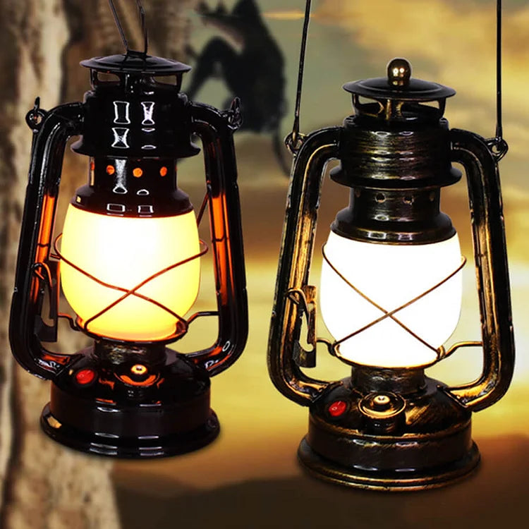 Kompakt genopladelig udendørslampe med kraftfuldt LED-lys. Perfekt til camping, vandretur og udendørsudstyr.