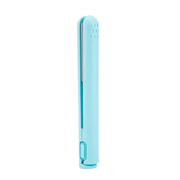 Rejsevenligt hårstrygejern med keramiske plader. Trådløst, kompakt og USB-opladeligt for nem styling.
