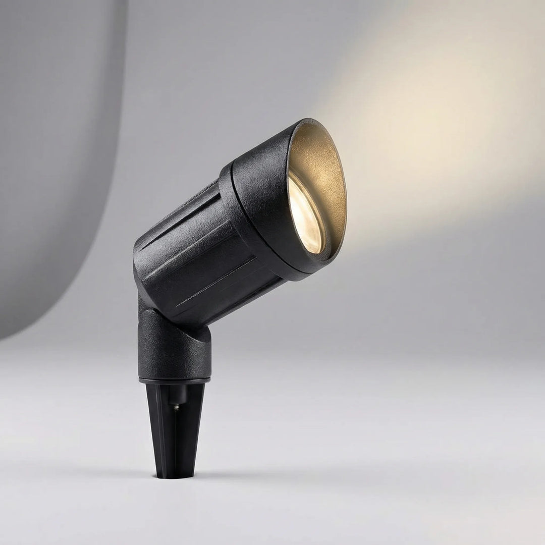 Solardrevet LED spotlight til nem udendørs installation, perfekt som havelampe.