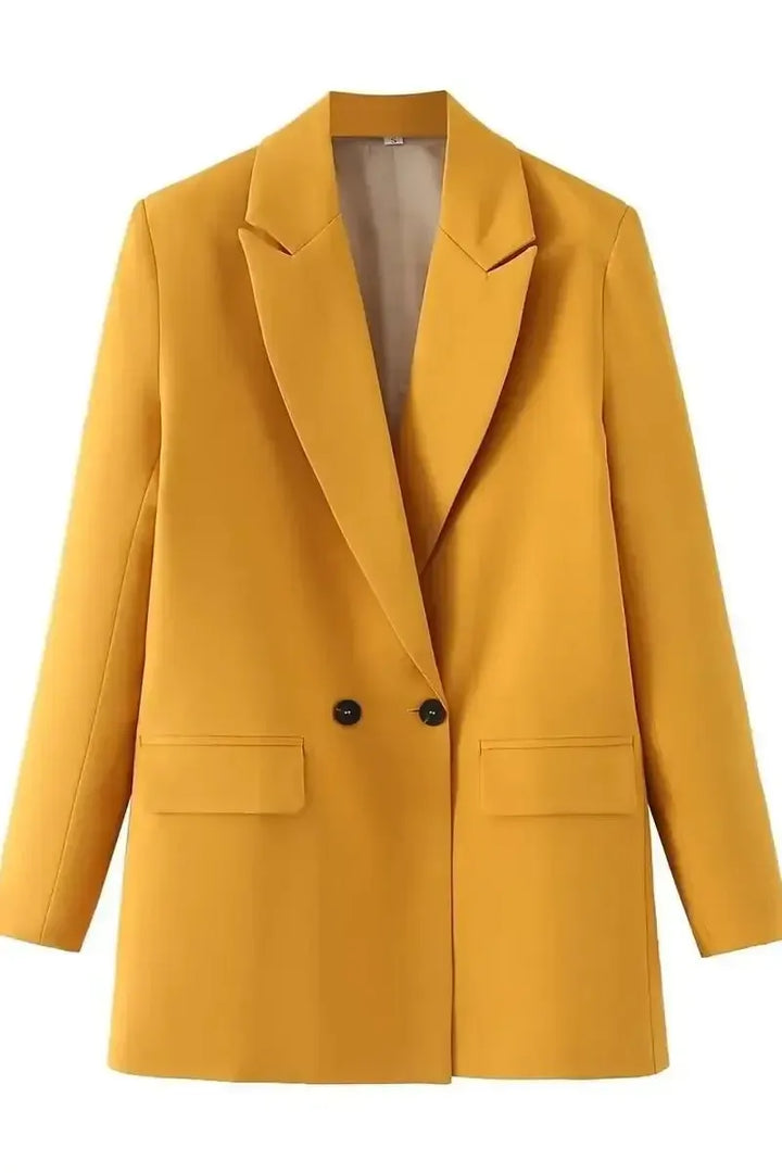 Moderne kvinde blazer i flere farver. Skab et elegant business look med dansk design.