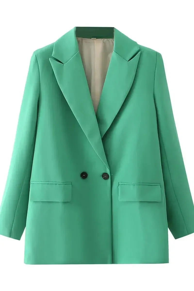 Kvinder blazer med klassisk snit. En elegant jakke der passer til alle anledninger.