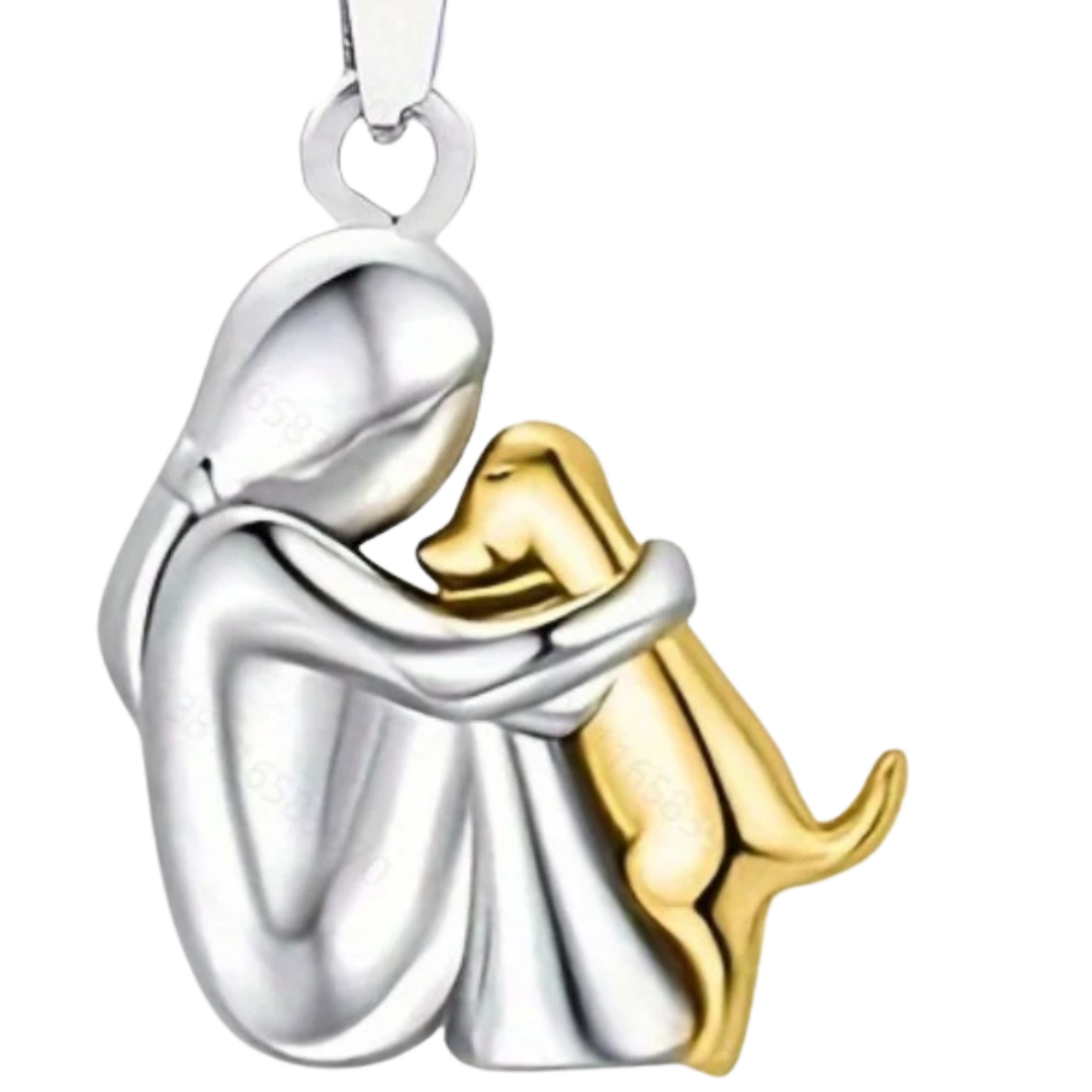Detaljeret guld hundesmykke til kvinder, en unik halskæde med hundekram motiv der symboliserer venskab og loyalitet.