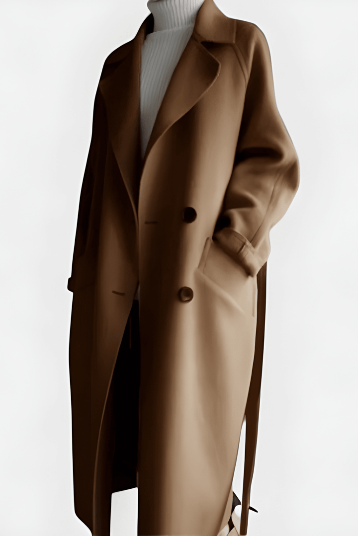 Alsidig kvinders jakke til alle årstider, der kombinerer mode, komfort og elegant, tidløst design.