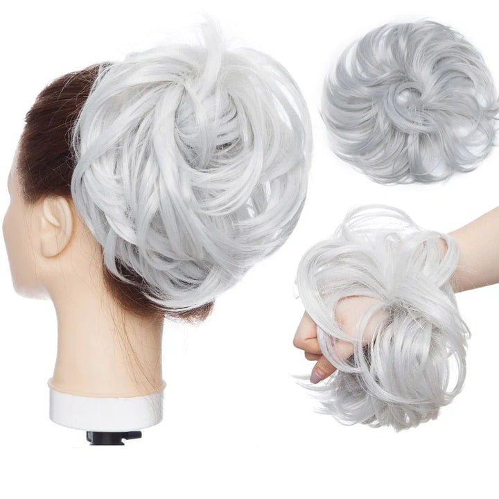 Det ultimative hårtilbehør: en fyldig hårknude scrunchie for perfekte, romerske frisurer.