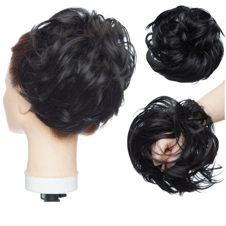 Romersk-inspireret hårknude scrunchie, et elegant hårtilbehør til kvinder.