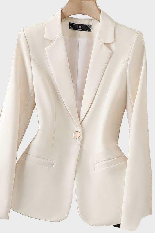 Kvinders skræddersyet blazer Helene i klassisk sort. Elegant til kontor, fest eller formelle anledninger.