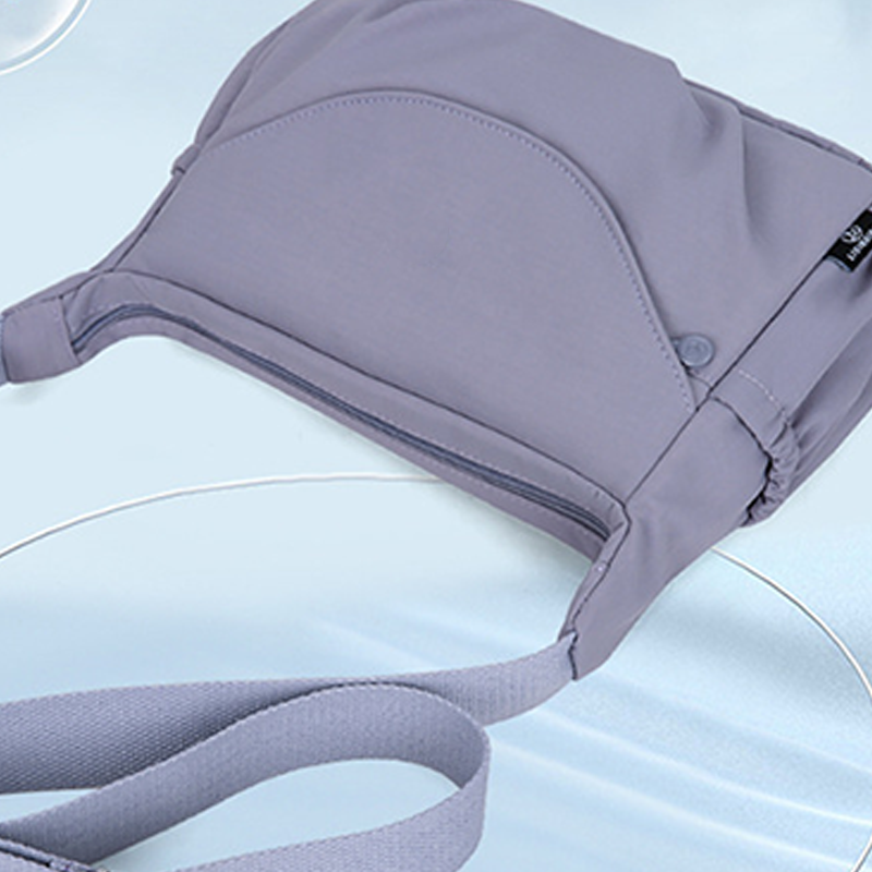 Moderigtig kvinders skuldertaske; crossbody funktionalitet til enhver lejlighed.