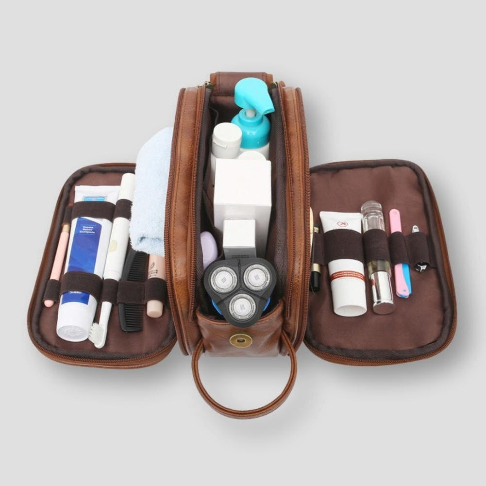 Funktionel læder toilettaske til rejser. Smart organizer med flere rum. Ideel til kvinders essentielle rejseudstyr.