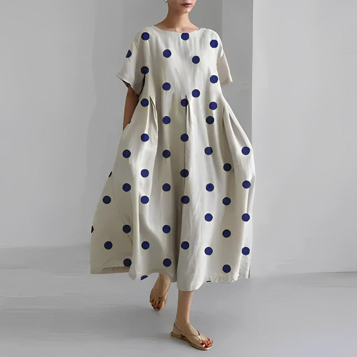 Boho blomstret damekjole, løstsiddende og farverig. Perfekt forårskjole eller stilfuld sommerkjole.