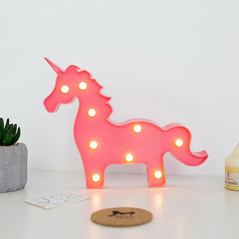 LED natlampe til børn med sjove figurer. Batteridrevet børnelampe til børneværelset.