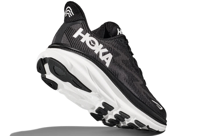 Lette herresko i grå og blå med hvid sål, Hoka Clifton 9, designet til optimal komfort og stødabsorbering.