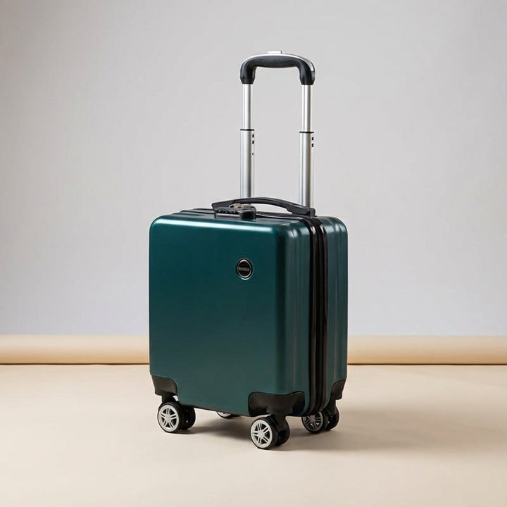 Stilfuld Litecase håndbagage kuffert i farverigt design, optimeret til effektiv pakning.