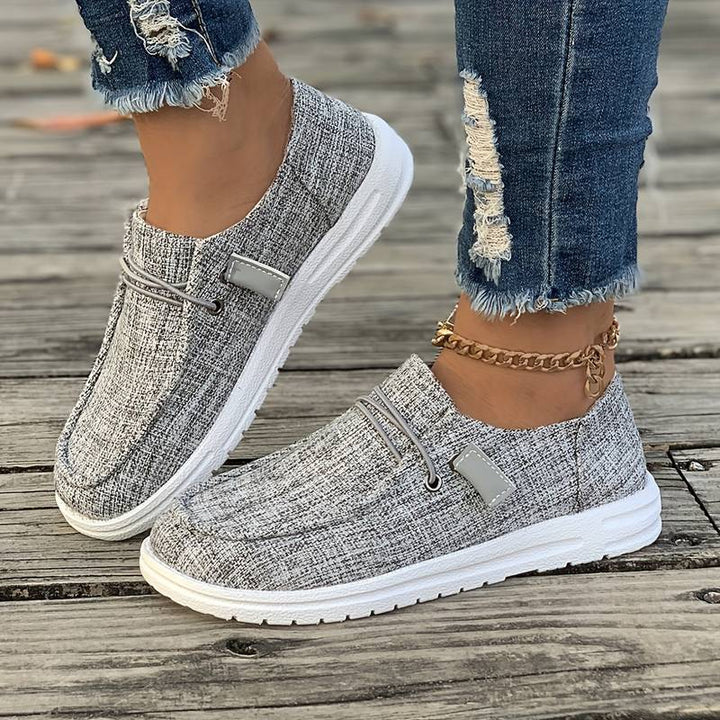 Letvægts loafers i stilfuldt hørlook, åndbart materiale, beige tone, casual og komfortabelt design til kvinder.