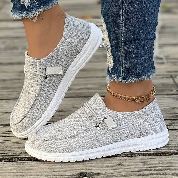 Letvægts loafers i stilfuldt hørlook, åndbart materiale, beige tone, casual og komfortabelt design til kvinder.