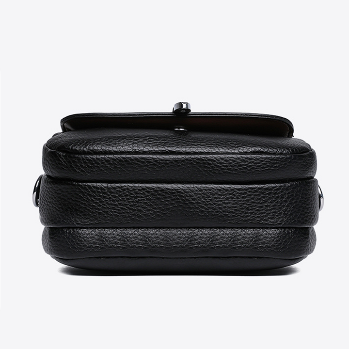 Kaki LumaCarry rejsetaske. Robust og vandafvisende nylon crossover med plads til det hele.
