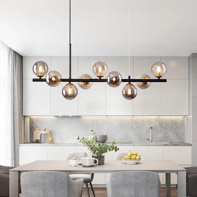 LumaSphere kuglelampe i glas, moderne pendel til ethvert rum. Elegant design belysning over bordet.