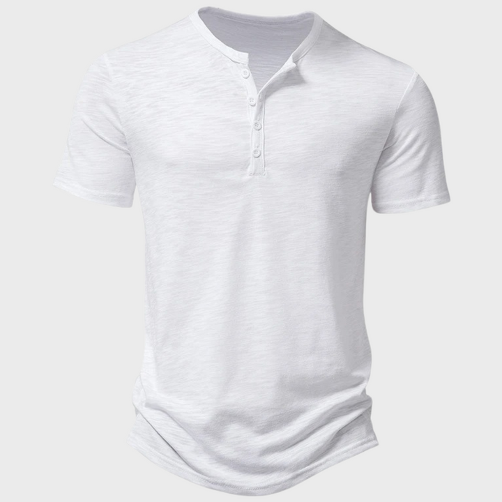 Alsidig mænds Henley T-shirt med knapper, en basic overdel der passer til mange stilarter og anledninger.