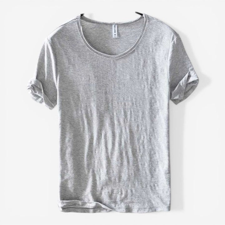 Stilfuld herre T-shirt med rund hals og korte ærmer, ideel til sommer og forår. Basistøj for mænd.