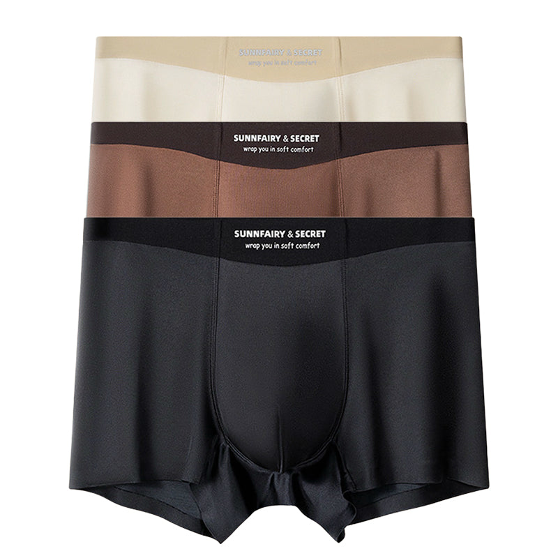 Nærbillede af stoffet på mænds boxershorts, fremhæver blødhed og kvalitet.