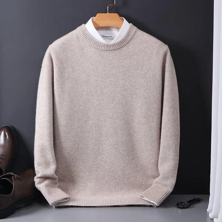 Mænds vintermode sweater i komfortabel kasjmirblanding med geometrisk mønster.