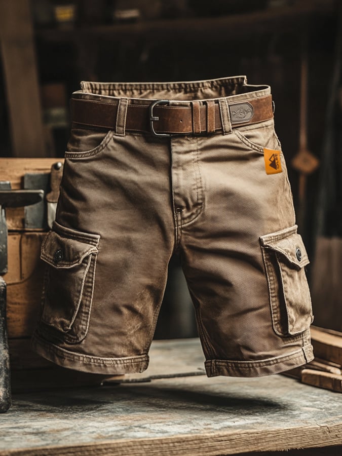 Stilfulde herre sommershorts med moderne pasform. Funktionelle og komfortable, perfekte til casual eller arbejde.