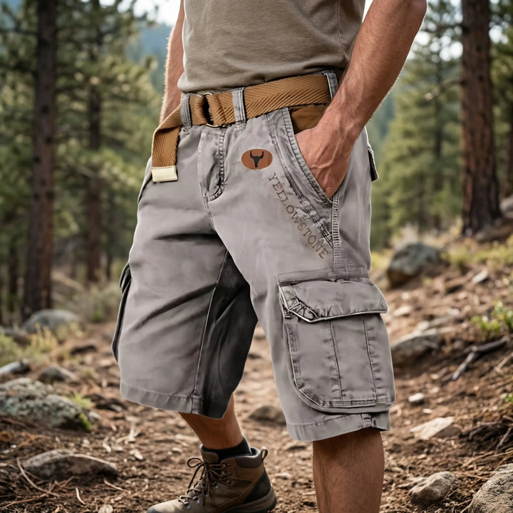 Mænds rummelige cargo shorts til aktiv fritid. Komfortable herreshorts med praktiske lommer og robust design.