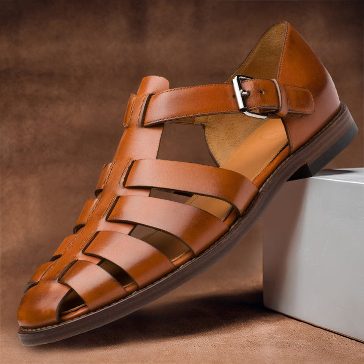 Komfortable herresandaler med justerbare stropper for optimal pasform. Ideelle som stilfulde sommersko.