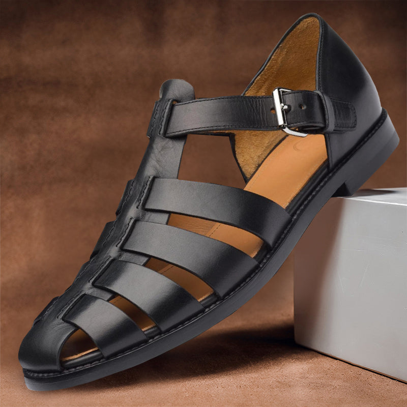 Alsidige herresandaler for maksimal komfort og sikkerhed. Moderne hverdagssko med elegant design.