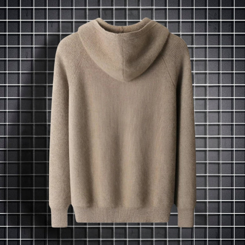 Nærbillede af lynlås på mænds slim fit hættetrøje. Alsidig hoodie til herretøj, casual mode og let overtøj.