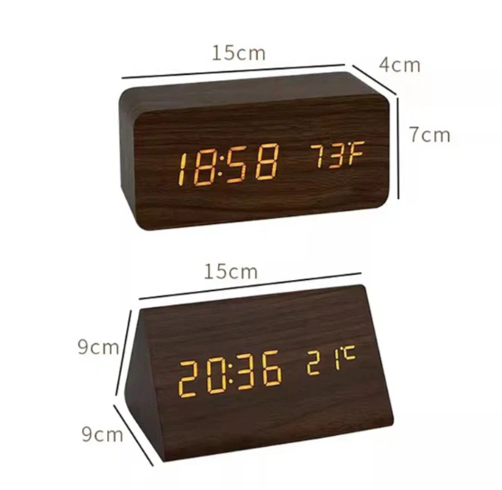 Elegant digitalt LED-træur. Et minimalistisk og stilrent vækkeur, der komplementerer moderne boligindretning.