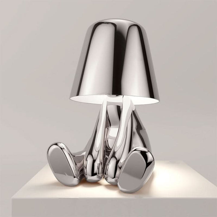 Trådløs LED bordlampe med minimalistisk design. Genopladelig stemningslys til moderne boligindretning.