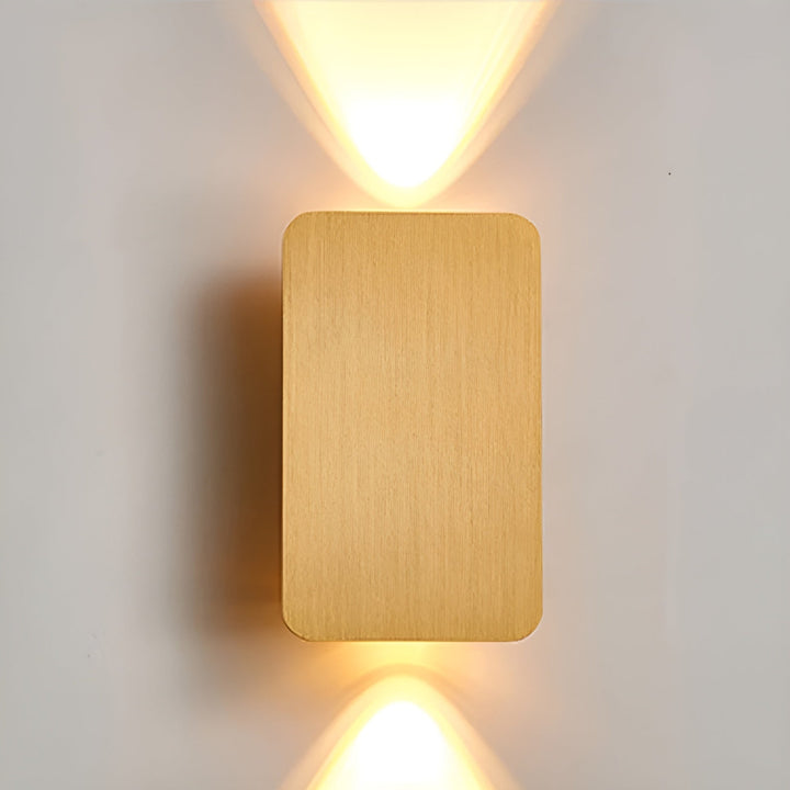 Hjemmebelysning: Elegant LED væglampe. Ideel til lyssætning i moderne boliger og gange.