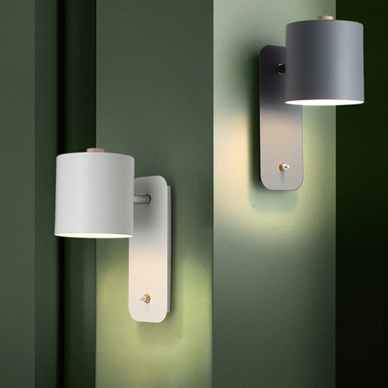 Stilfuld LED væglampe med minimalistisk udtryk. Ideel til moderne belysning i ethvert rum.