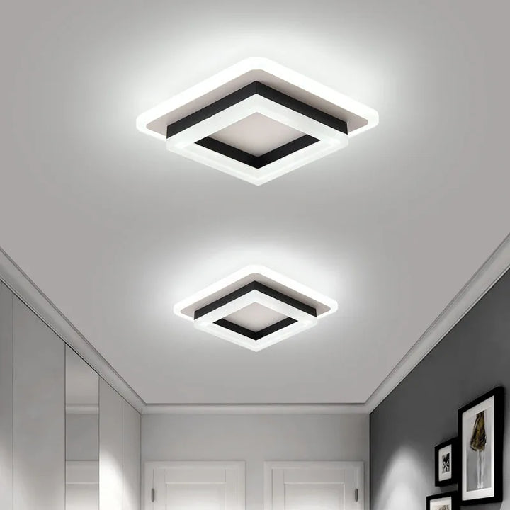 Stilfuld LED loftlampe for moderne hjem. Giver optimal belysning og bidrager til minimalistisk indretning.