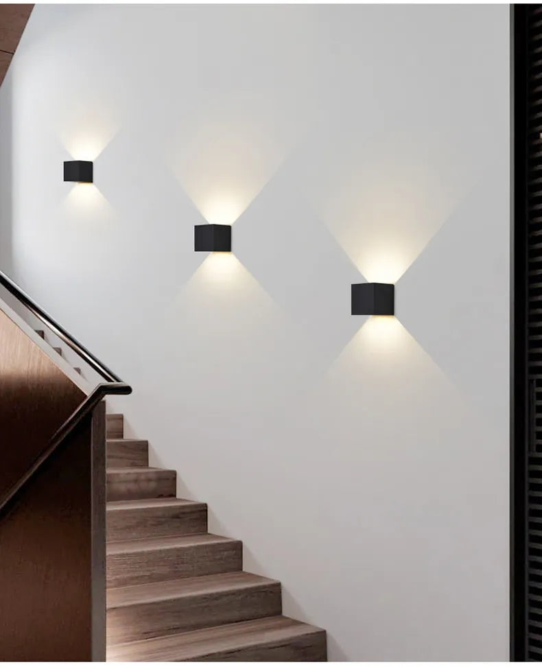 Smart sensorlampe med LED lys giver tryghed og sikkerhed i dit hjem, perfekt som ganglampe.