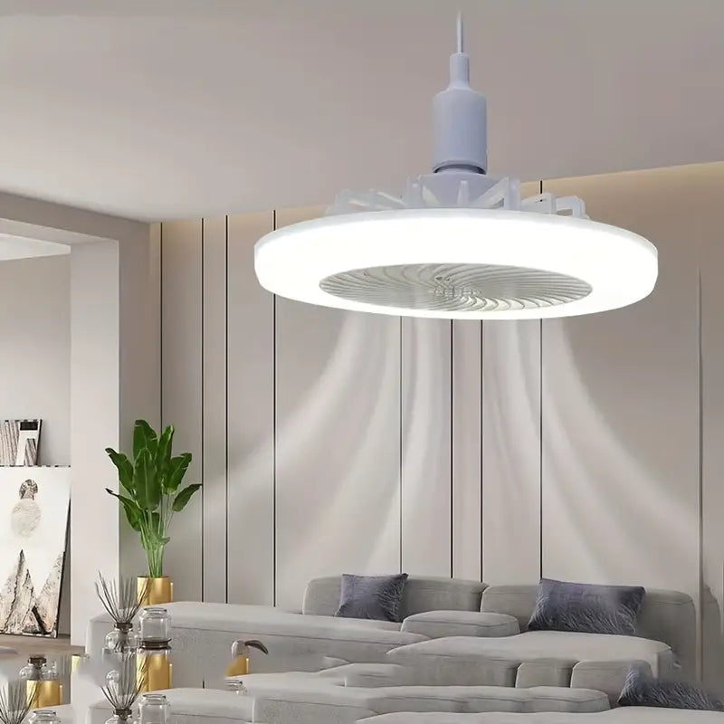 Moderne ventilatorlampe med LED-lys og fjernbetjening. Sørger for frisk luft og et forbedret indeklima i hjemmet.