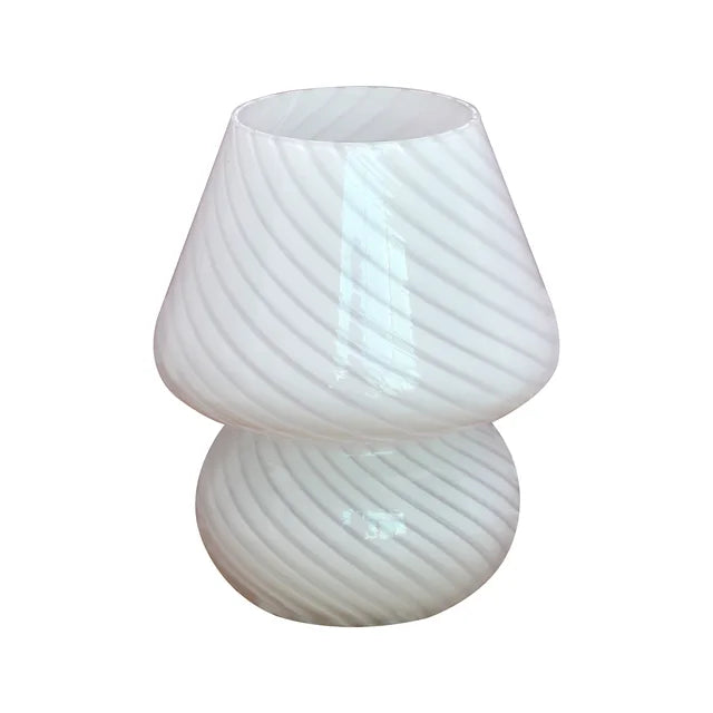 Eksklusiv håndlavet Murano bordlampe. Designerlampe til elegant indretning af hjemmet.