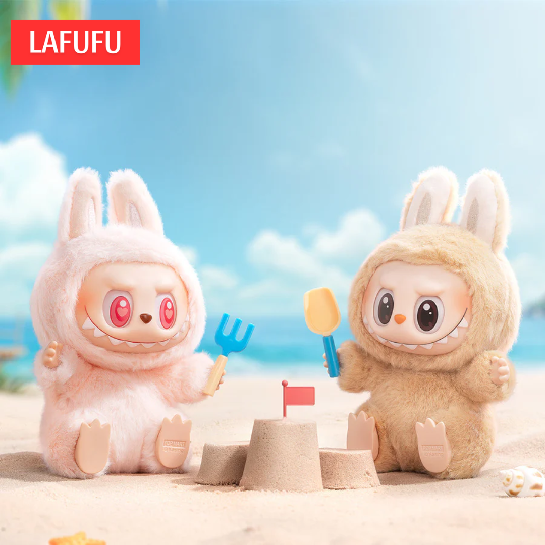 Sommerlig blindæske med en sød samlefigur. Denne charmerende miniature er perfekt som dekoration eller gave.