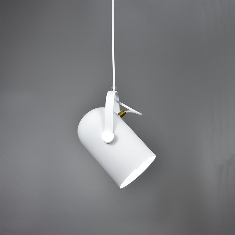 Justerbar LED lampe til køkkenet. Minimalistisk pendel i nordisk stil for funktionel og æstetisk belysning.