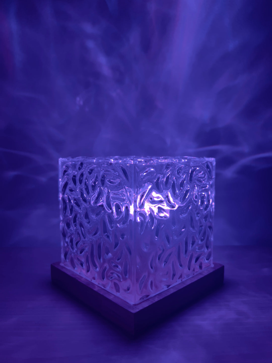 Stemningslys projektor lampe for stuen. Oplev nordlys effekter, der forvandler din hjemmeindretning.