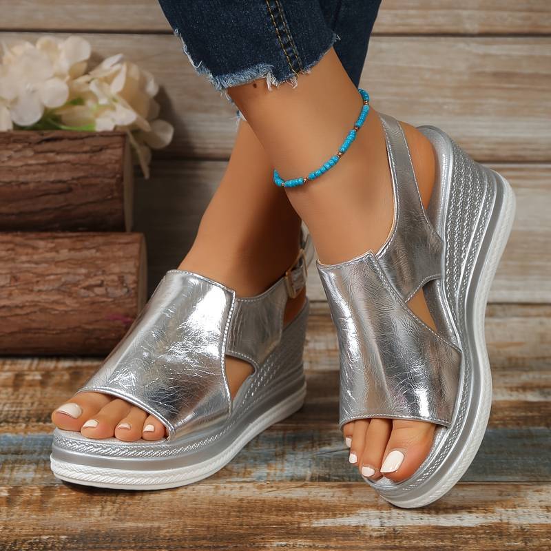 Ortopædiske sandaler til kvinder med ergonomisk fodstøtte. Komfortable dame sandaler, perfekte til sommer.