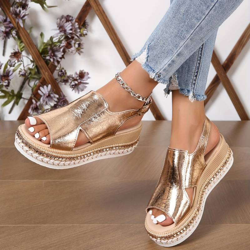 Komfortable sommer sandaler til kvinder. Stilfulde og lette dame sandaler for en behagelig hverdag.