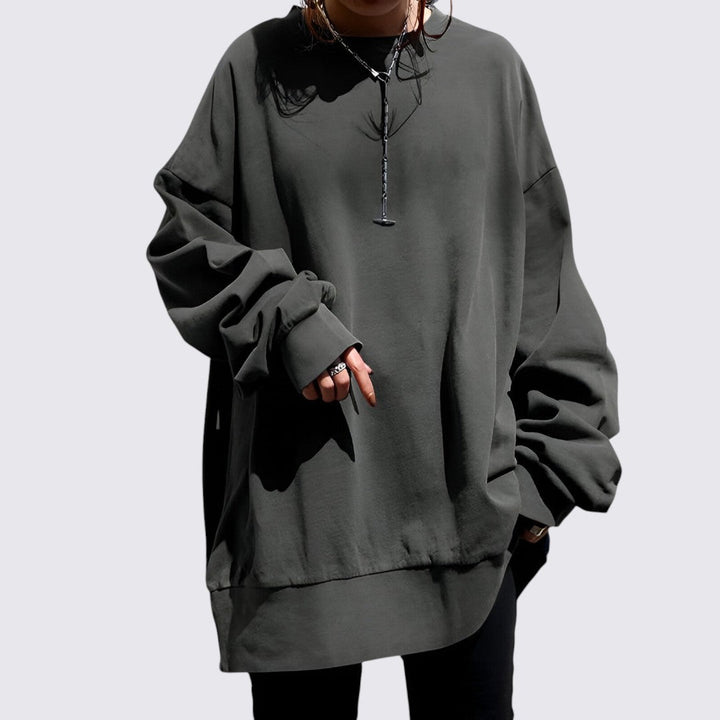 Oversized dame sweatshirt med rund hals i blødt stof for ultimativ komfort og afslappet stil.