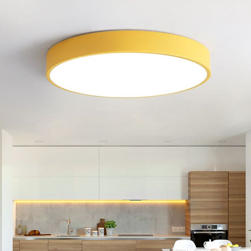 PastelRing indendørs LED loftlampe. Skaber ro og stil med pastelfarver og moderne belysning.