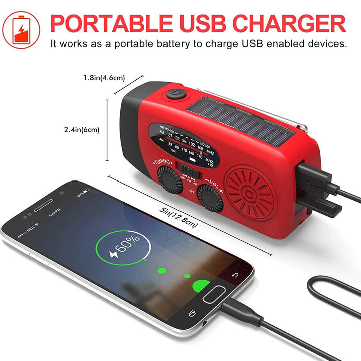 USB-porten på nødradioen, der fungerer som en praktisk powerbank til opladning af smartphones og enheder.